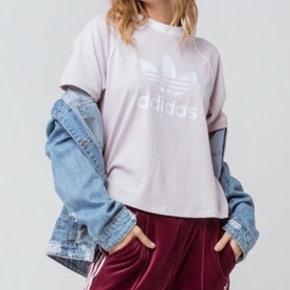 adidas Tops - NWT ADIDAS Trefoil Raglan Sleeve Graphic T